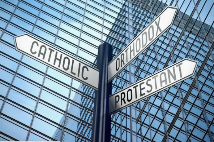 Religious Symbols in Public Spaces: Christian Identity in the Public