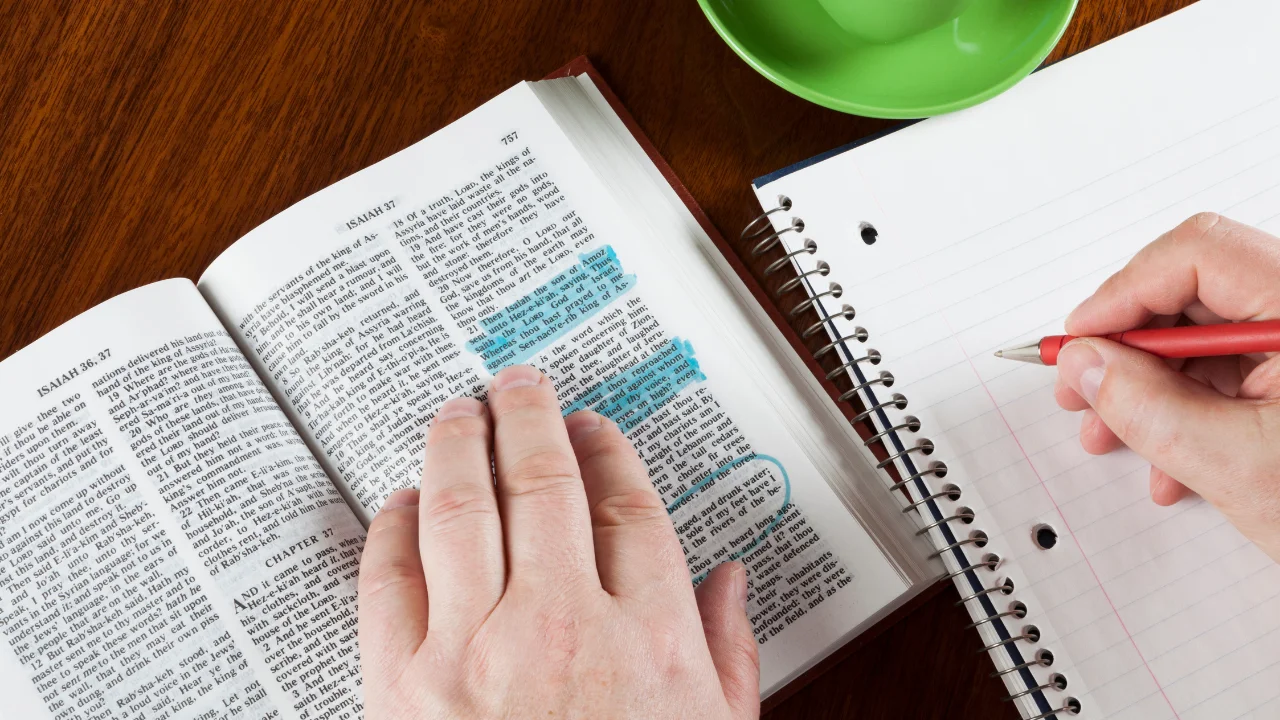 The Benefits of Engaging in Great Bible Study Lessons