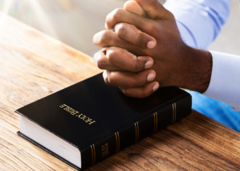 Ways in Which Morning Prayers Can Improve Mental Clarity and Focus