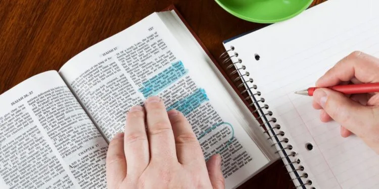 How Long Should You Read The Bible Each Day