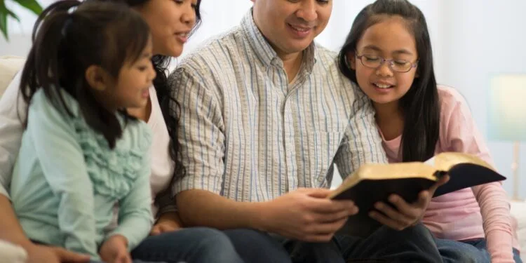 How To Teach Kids About God's Love Through Bible Study